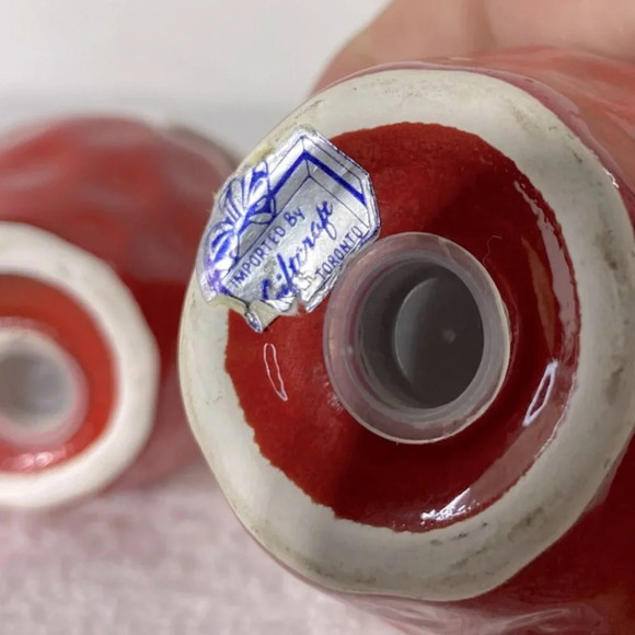 Vintage Ceramic Strawberry Jam  Salt & Pepper Shakers - Picture 7 of 8